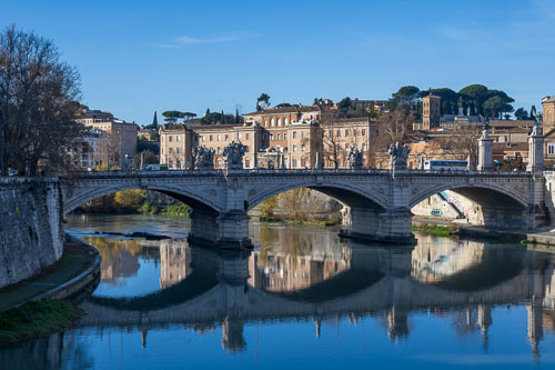 Blick auf Ponte Vittorio Emanuele II 2024-01-02_10-54-16__Z728392_Exed-0281.jpg