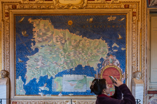 Galerie der Wandteppiche 2024-01-03_12-02-42__Z728783.jpg