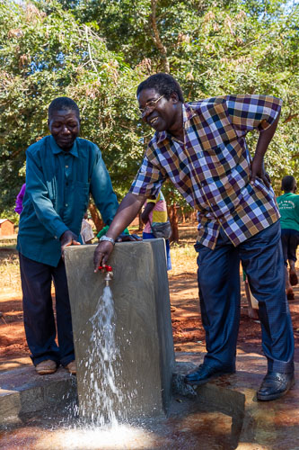Öffentliche Wasserentnahmestelle _DSC5046.jpg