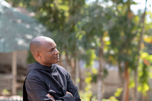 Bible on the Ground _HMR4373.jpg