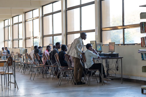 _HMR4843.jpg _HMR4843.jpg