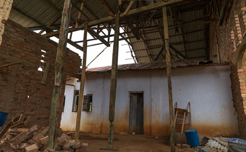 Neubau und alte Kirche 2023-10-22_11-10-55__Z725892-Pano.jpg