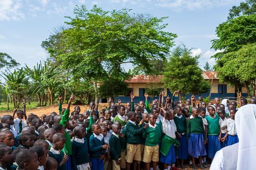 Versammlung auf dem Schulhof 2023-10-23_08-39-37__Z726008.jpg