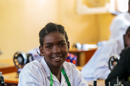 Ausbildung Näherinnen 2023-10-31_09-34-18__D063186.jpg