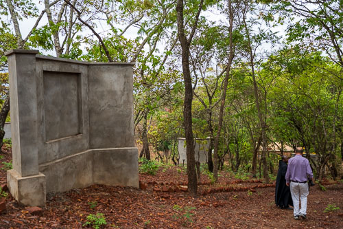 Zum Jubiläum wurde mit dem Bau eines "Bible on the ground" Gartens begonnen 2023-11-04_08-23-43__Z727115.jpg